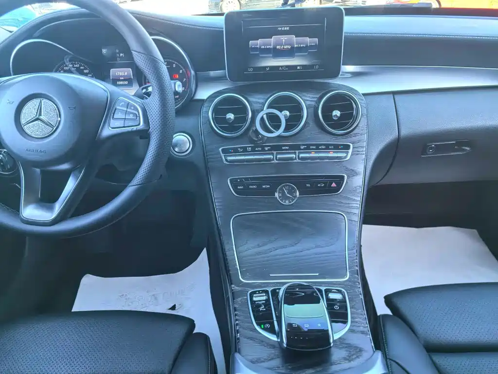 Mercedes-Benz C-Class — миниатюра 14