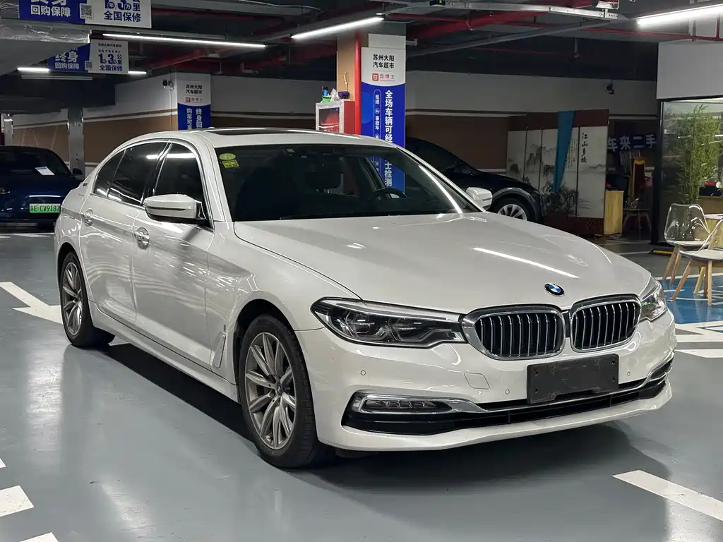 BMW 5 Series New Energy — миниатюра 3