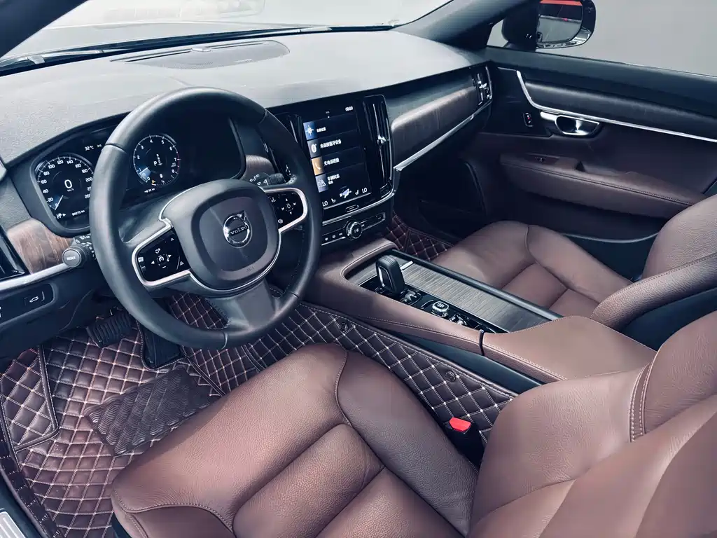 Volvo V90 2021 Cross Country B5 AWD