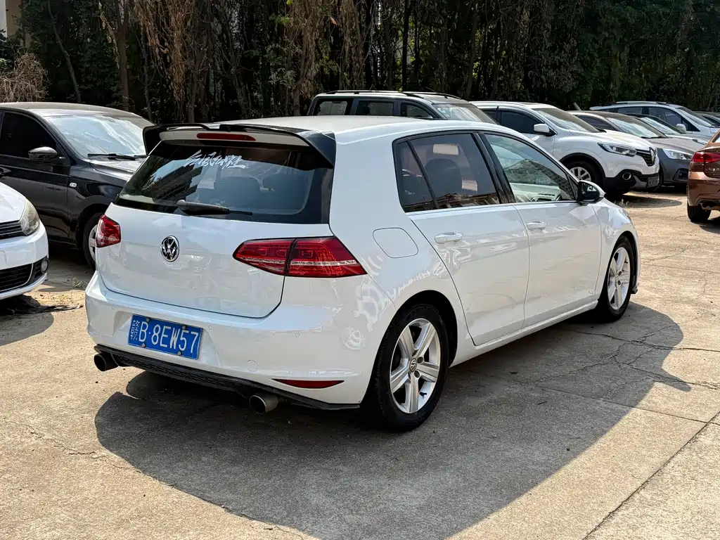 Volkswagen Golf — миниатюра 5