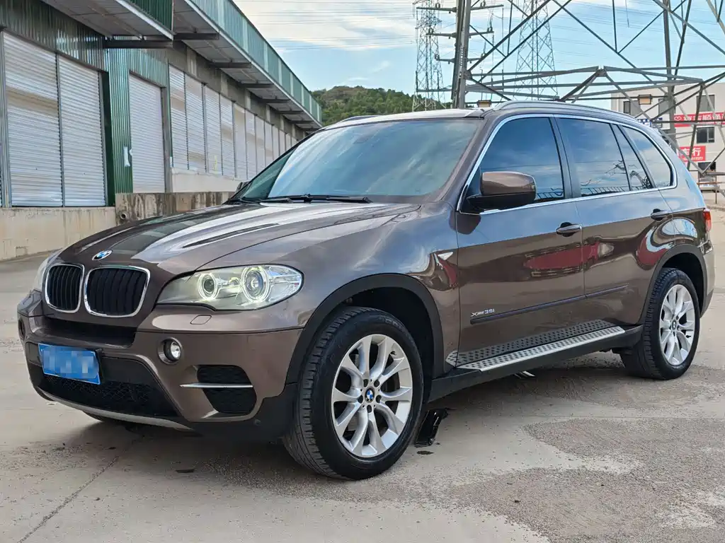 BMW X5 (Import) 2011