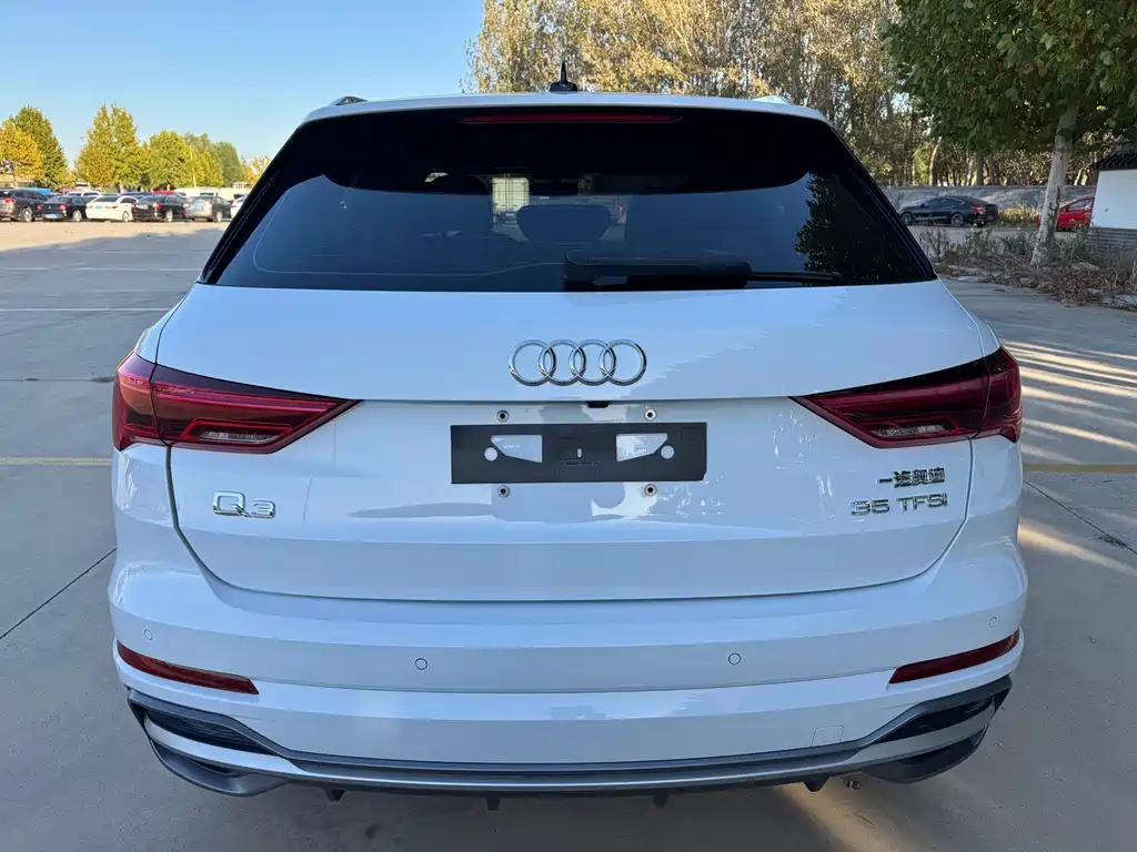 Audi Q3 — миниатюра 6