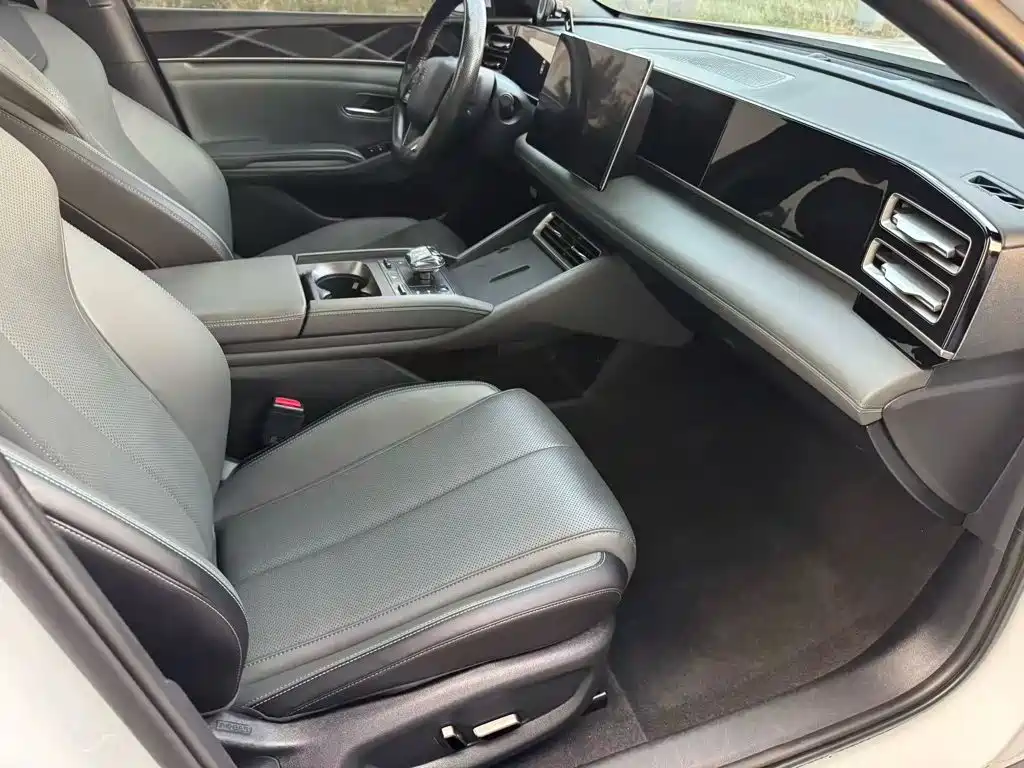 BYD Qin L — миниатюра 7