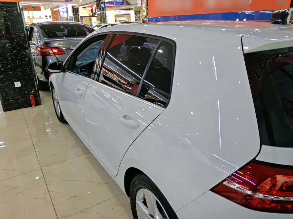 Volkswagen Golf — миниатюра 5
