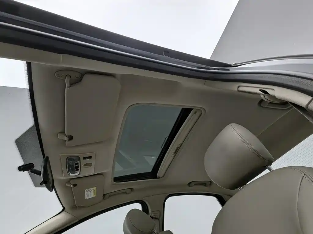 Ford Mondeo — миниатюра 14