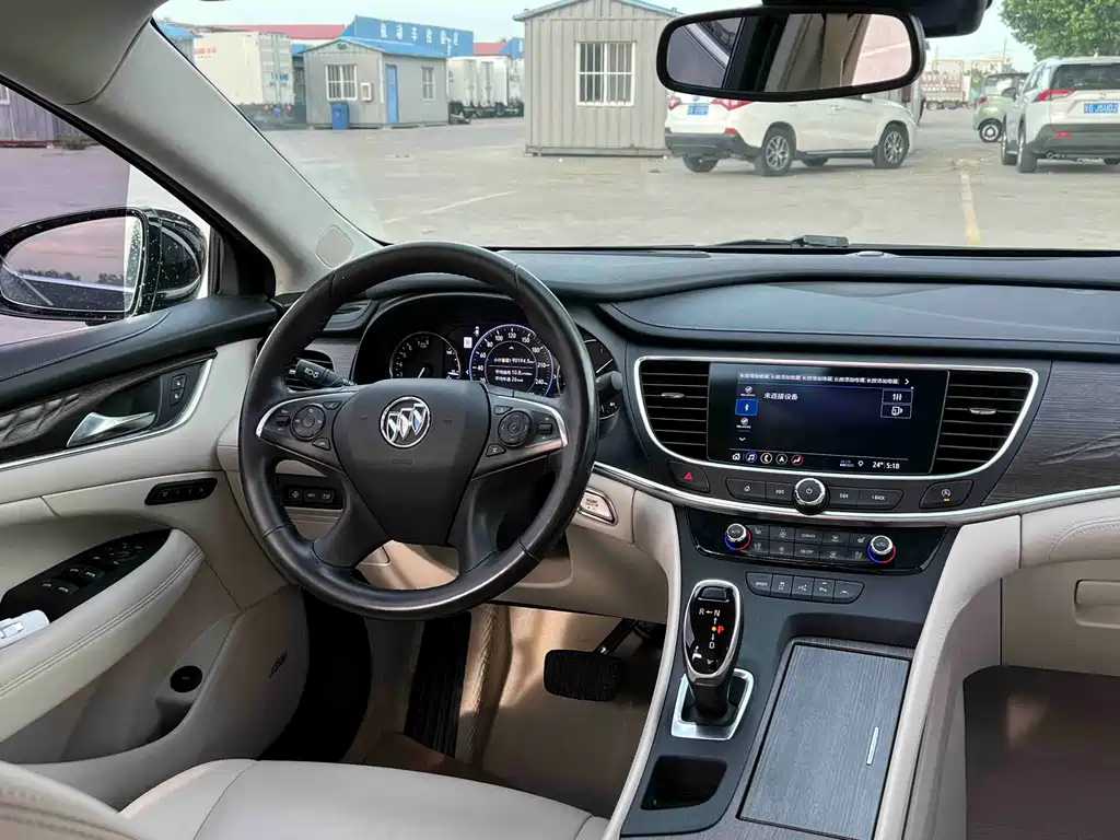 Buick LaCrosse 2021 Avenir Flagship