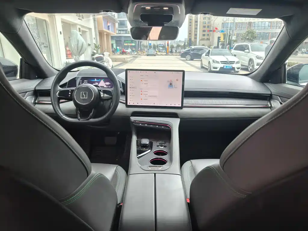 ZEEKR EXTREME KRYPTON 001