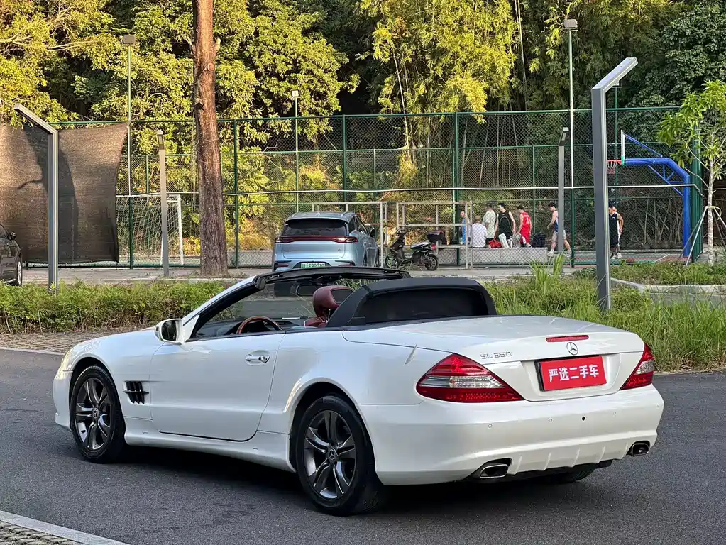 Mercedes-Benz SL-Class — миниатюра 9