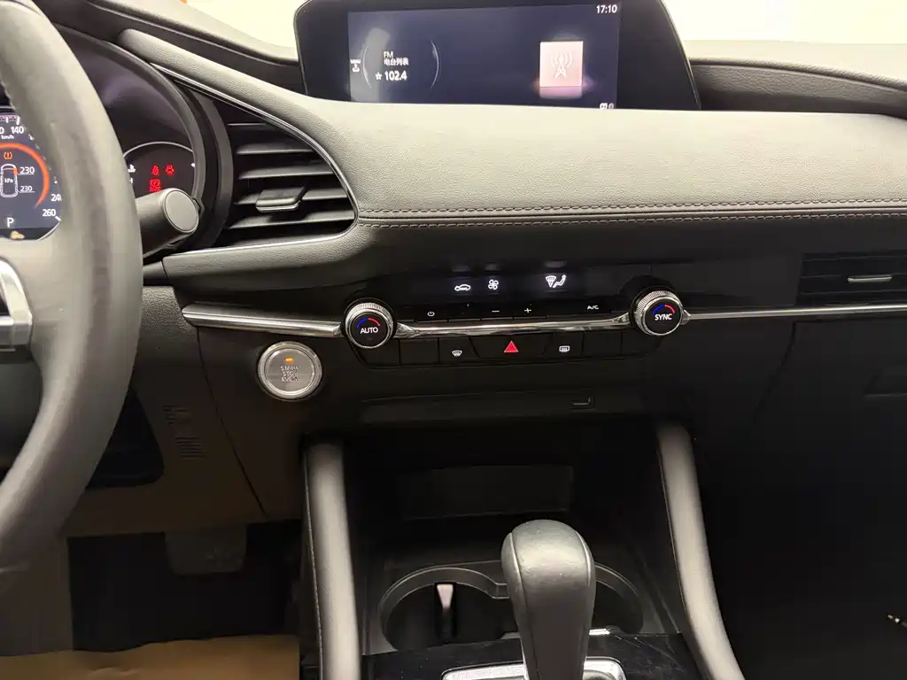 Mazda 3 Axela — миниатюра 14