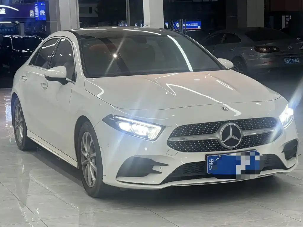 Mercedes-Benz A-Class — миниатюра 3