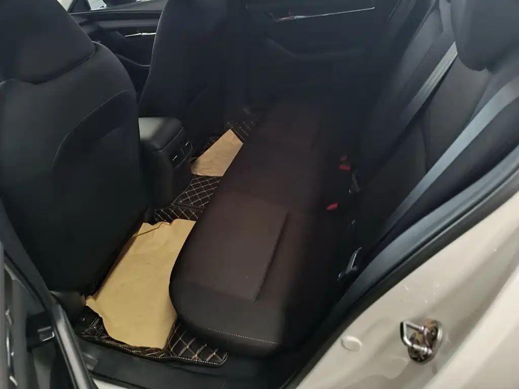 Mazda 3 Axela — миниатюра 9