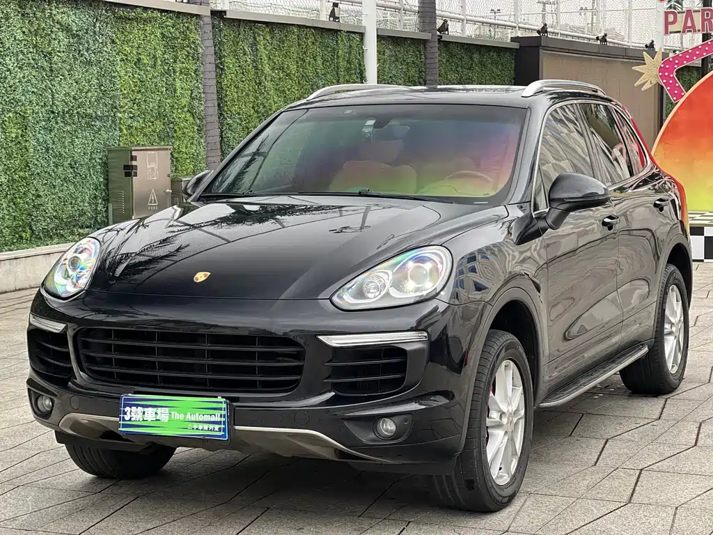 PORSCHE CAYENNE