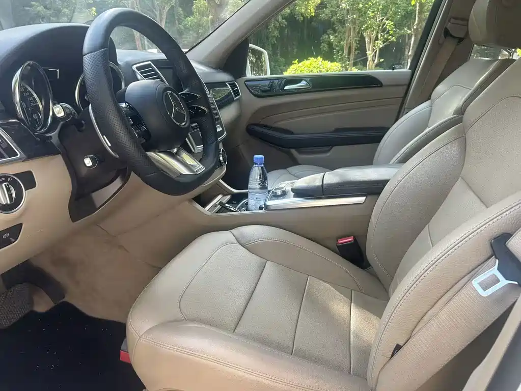Mercedes-Benz M-Class — миниатюра 4