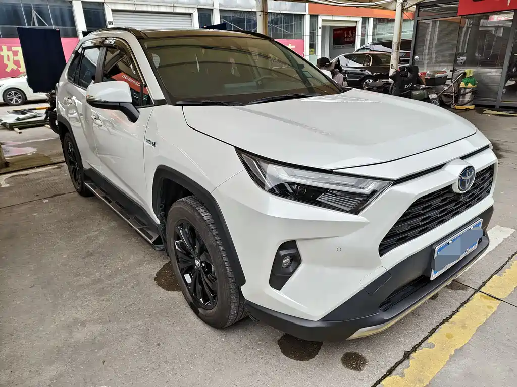 TOYOTA RAV4 RONGFANG