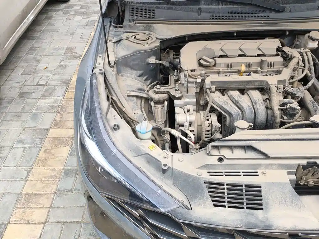 Hyundai Elantra — миниатюра 20