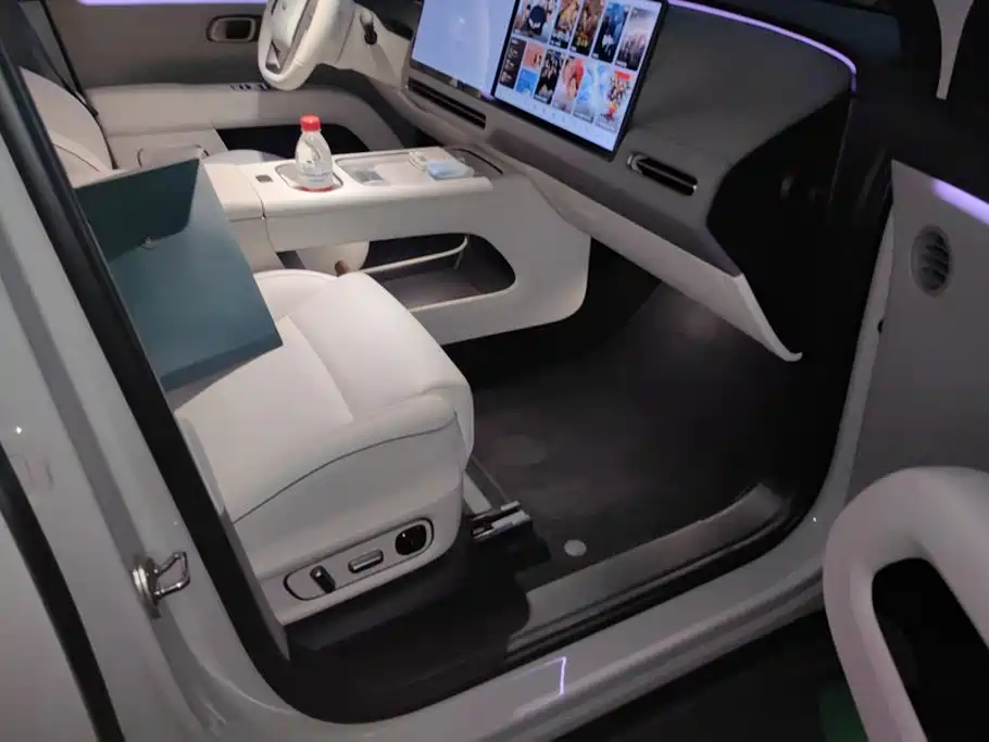 Li Auto Li i6 — миниатюра 8