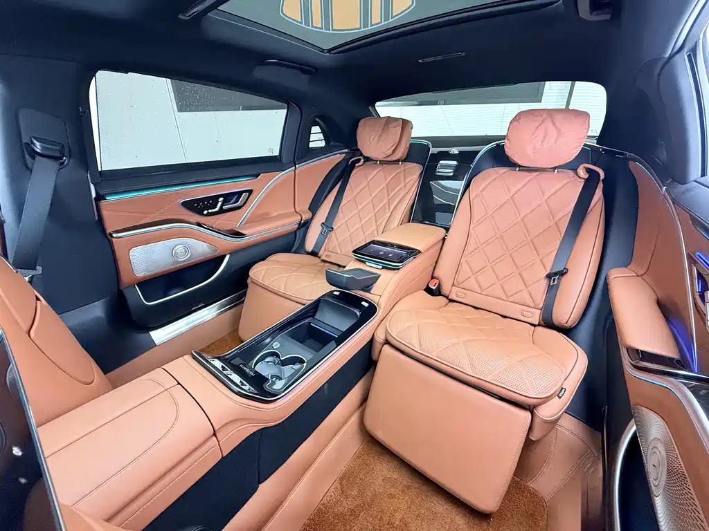 Mercedes-Benz S-Class — миниатюра 11