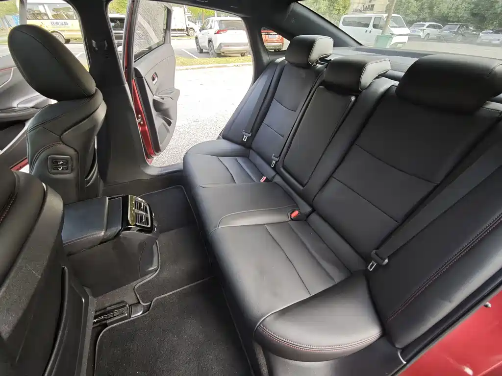 Honda Spirior — миниатюра 10