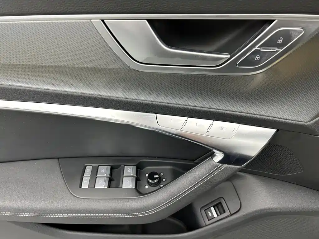 Audi A6 (Import) — миниатюра 18