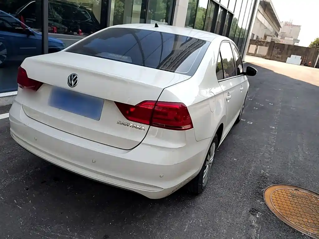 Volkswagen Santana — миниатюра 7