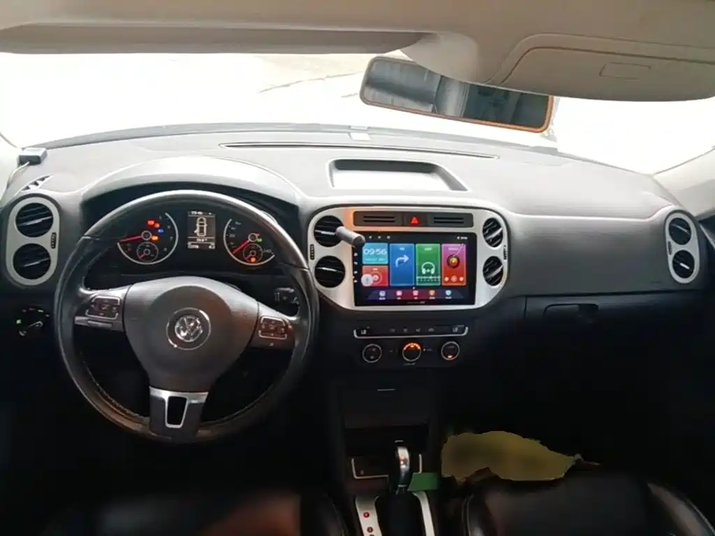 Volkswagen Tiguan — миниатюра 10