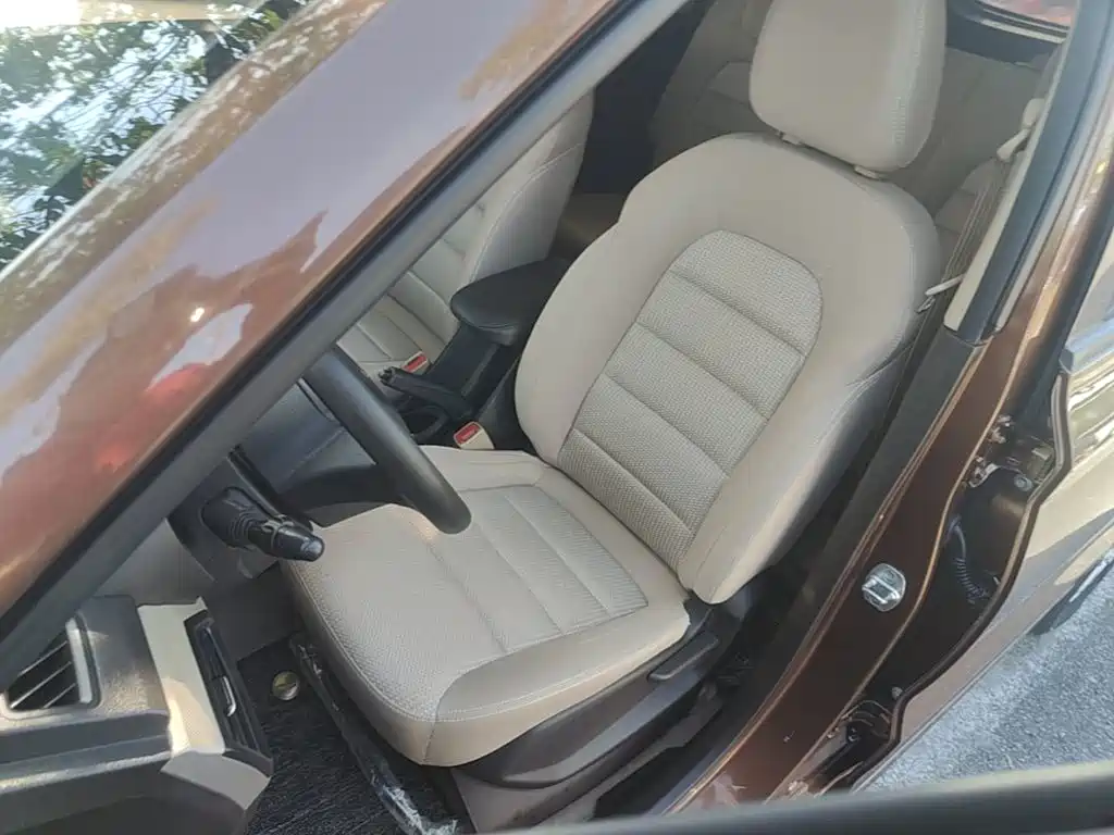 Wuling Hongguang — миниатюра 15