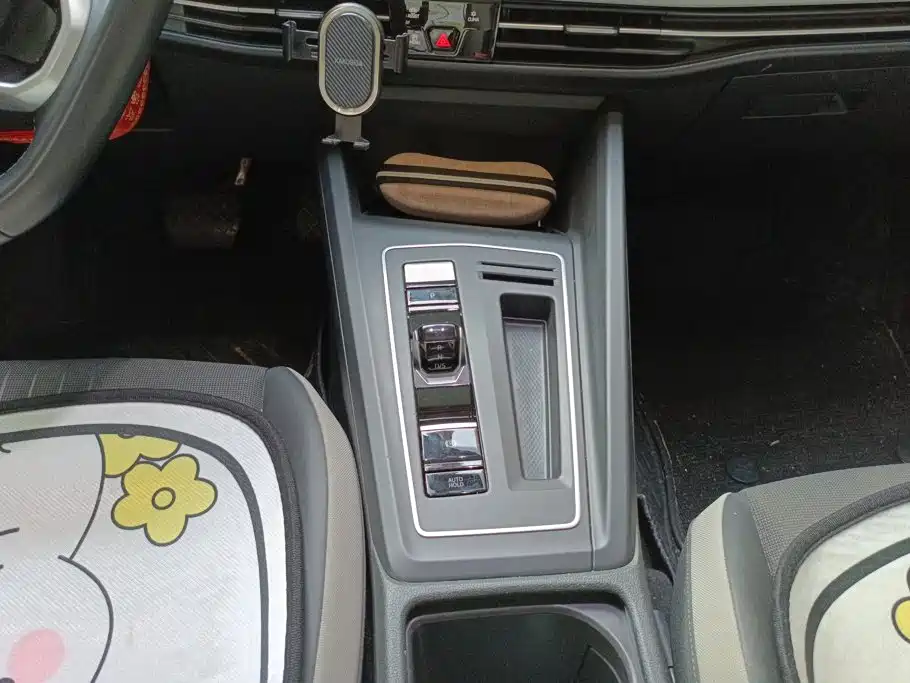Volkswagen Golf — миниатюра 16