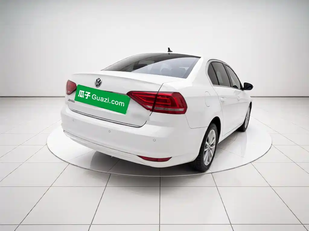 Volkswagen Lavida — миниатюра 6