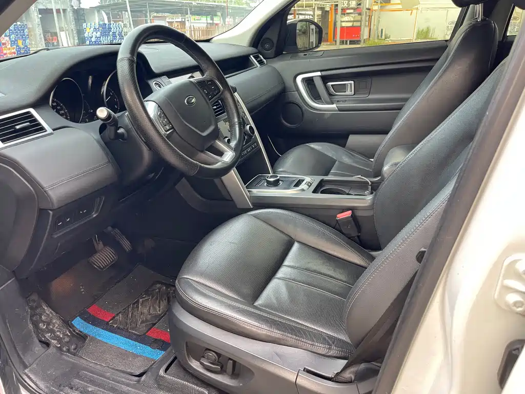 Land Rover Discovery Sport — миниатюра 9