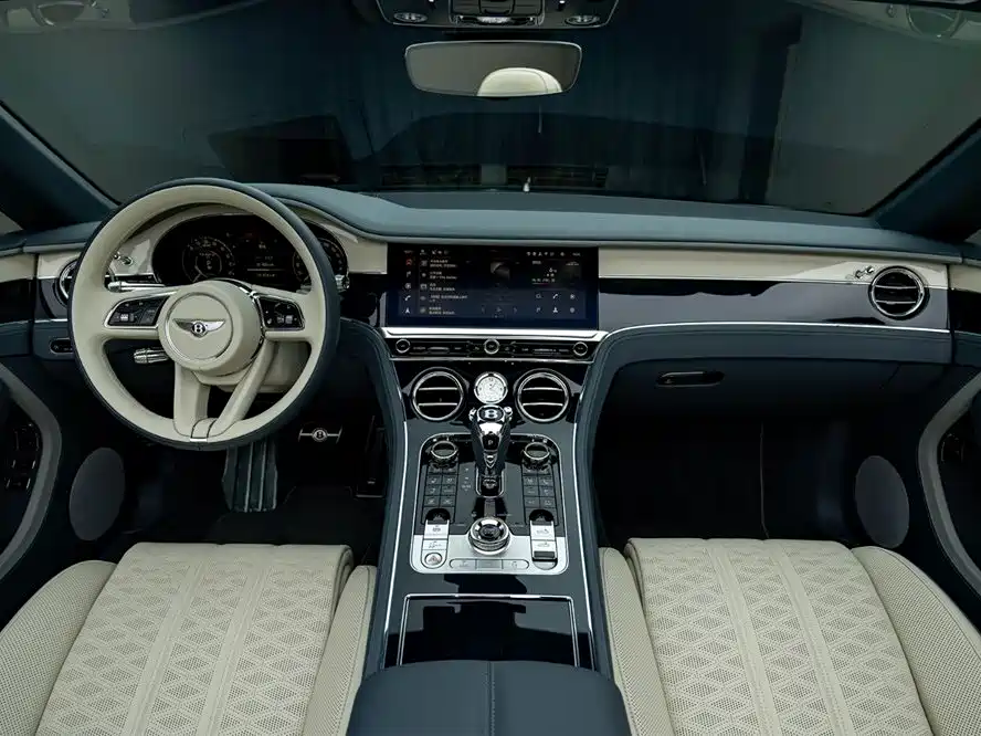 BENTLEY CONTINENTAL PLUG IN HYBRID