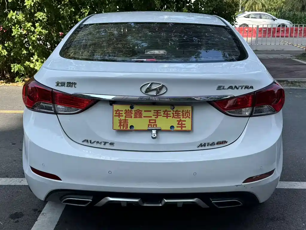 Hyundai Elantra Langdong — миниатюра 4