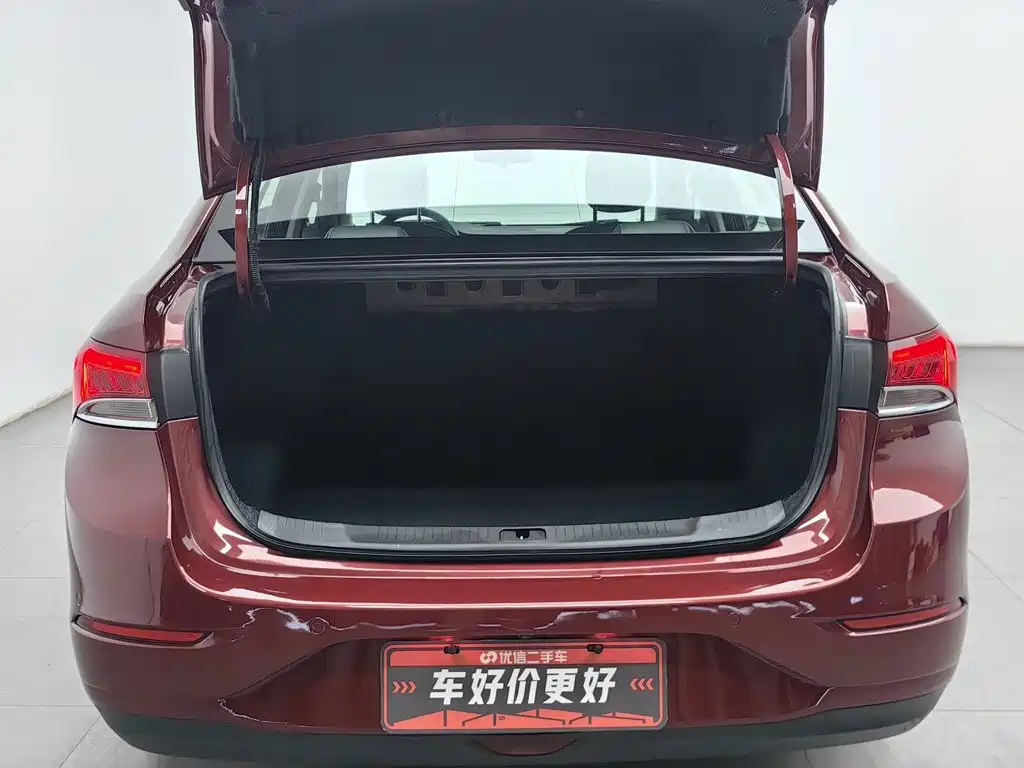Buick Excelle — миниатюра 16