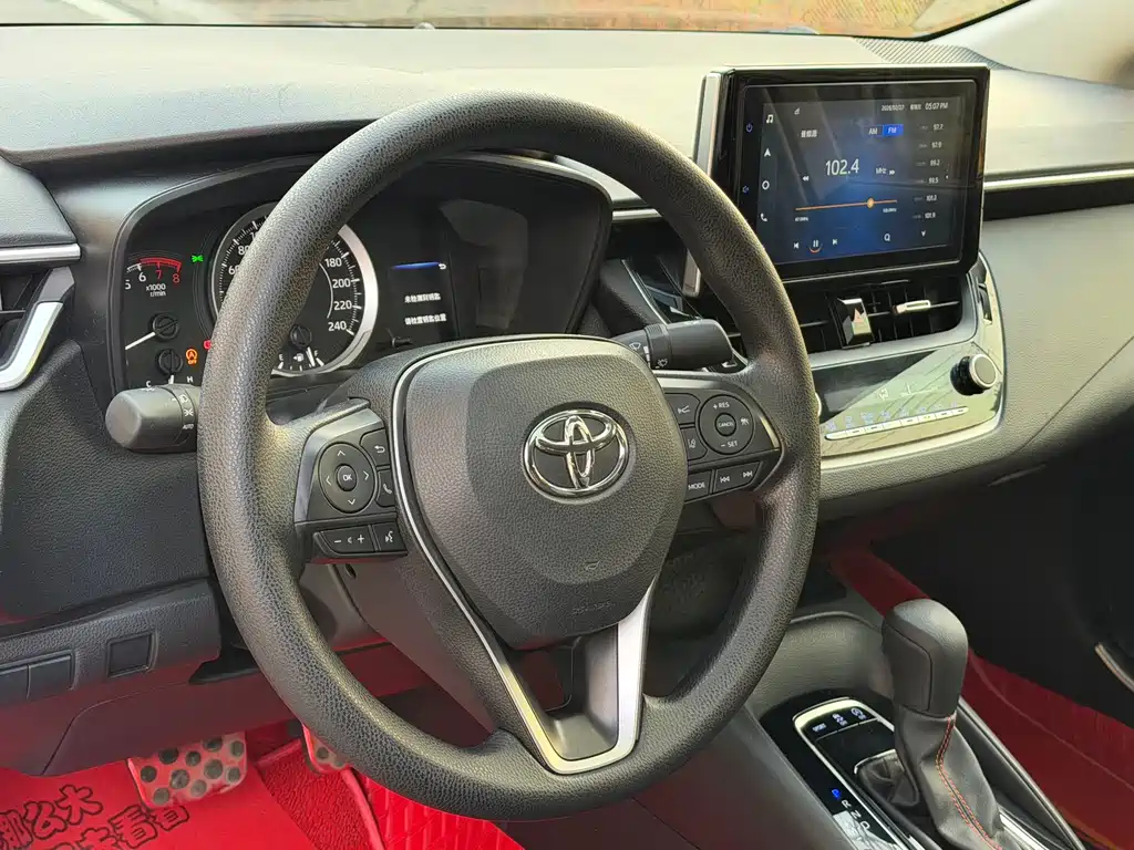 TOYOTA COROLLA