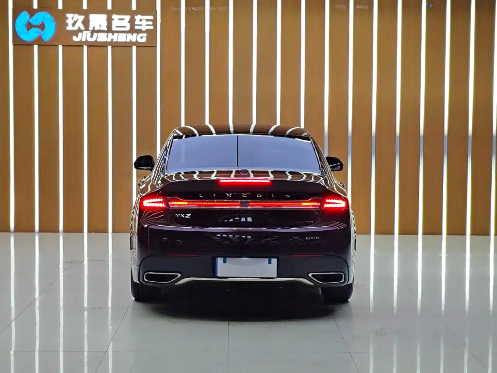 Lincoln MKZ 2017 2.0T Premium
