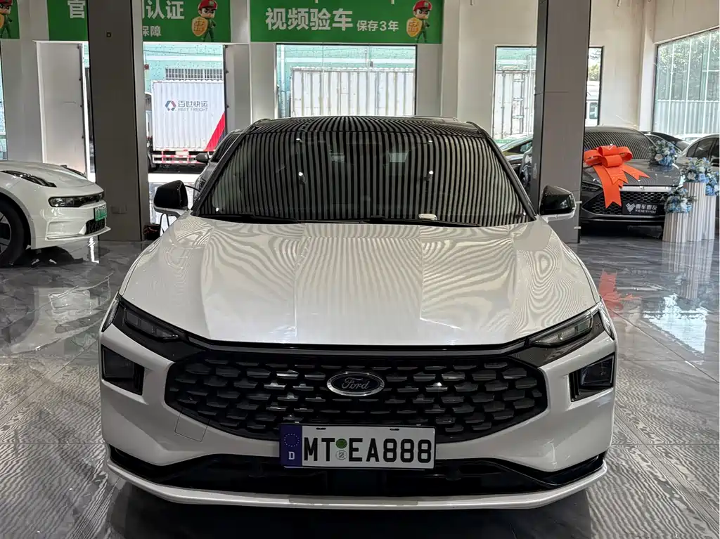 Ford Mondeo — миниатюра 2