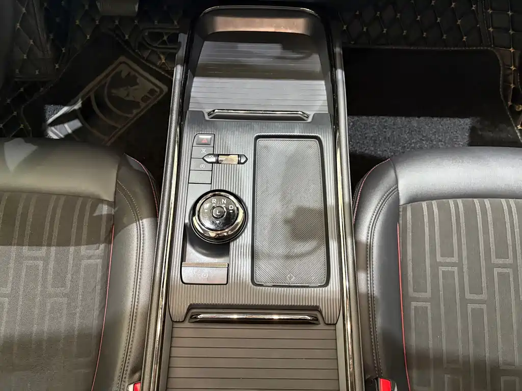 Ford Mondeo — миниатюра 15