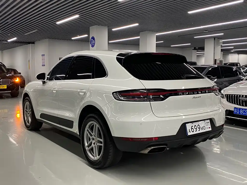 Porsche Macan — миниатюра 14