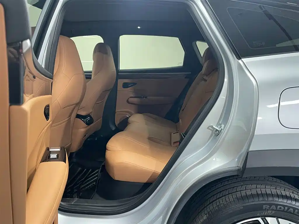 GEELY GALAXY GALAXY L7