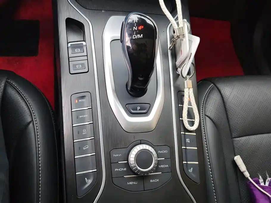 WEI PAI WEI BRAND VV6