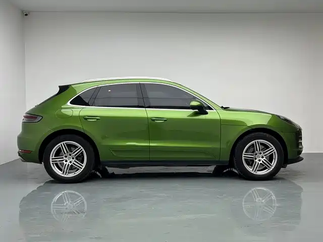 Porsche Macan — миниатюра 8