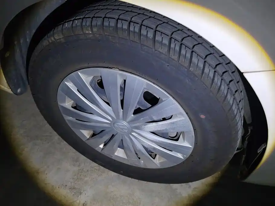 Volkswagen Santana — миниатюра 6
