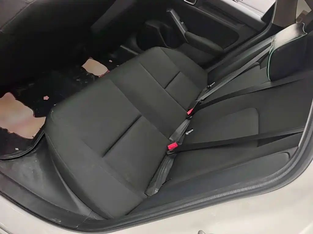 Honda Civic — миниатюра 17