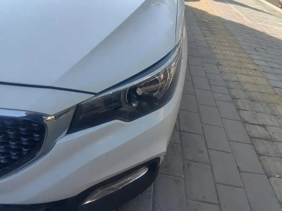 MG ZS — миниатюра 5