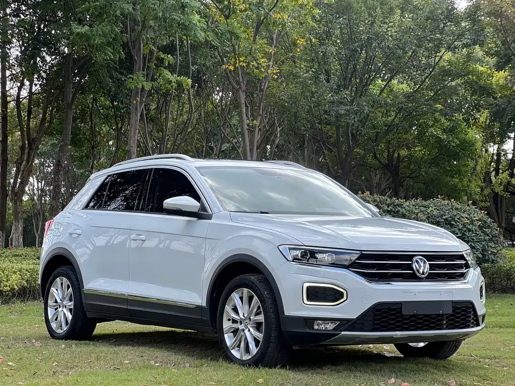 Volkswagen T-Roc — миниатюра 2