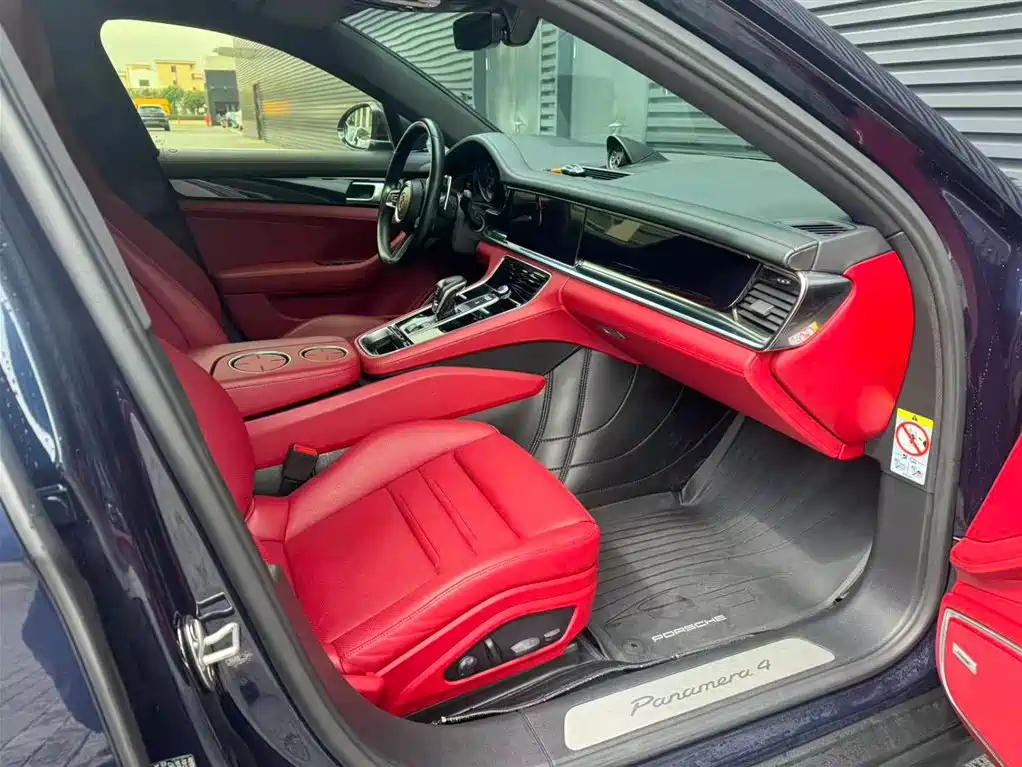 PORSCHE PANAMERA NEW ENERGY