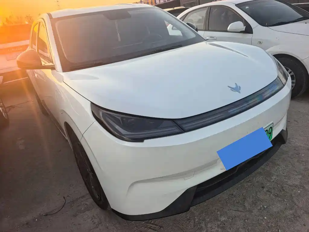 ARCFOX Beta T1 — миниатюра 3