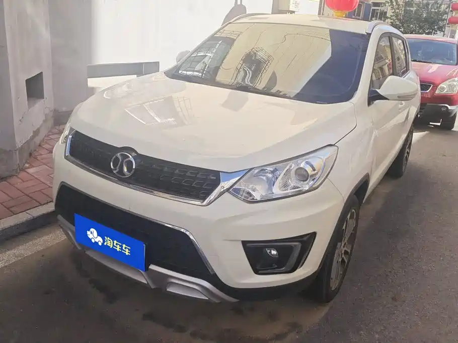 BAIC Senova X35