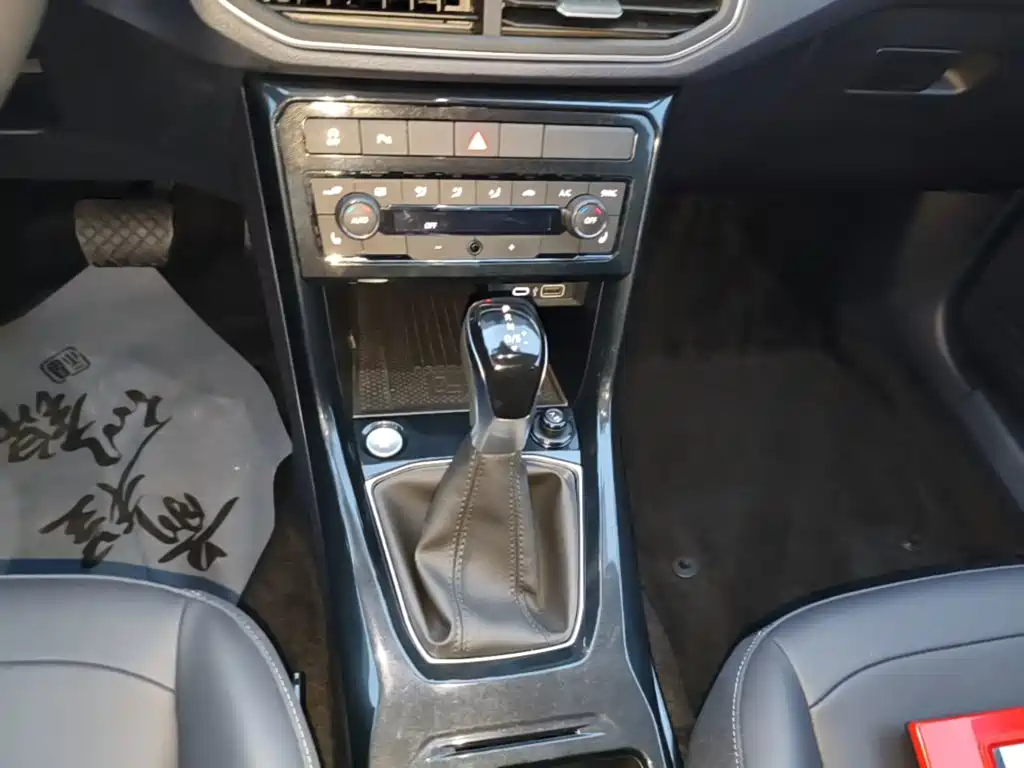 Volkswagen Tharu — миниатюра 14