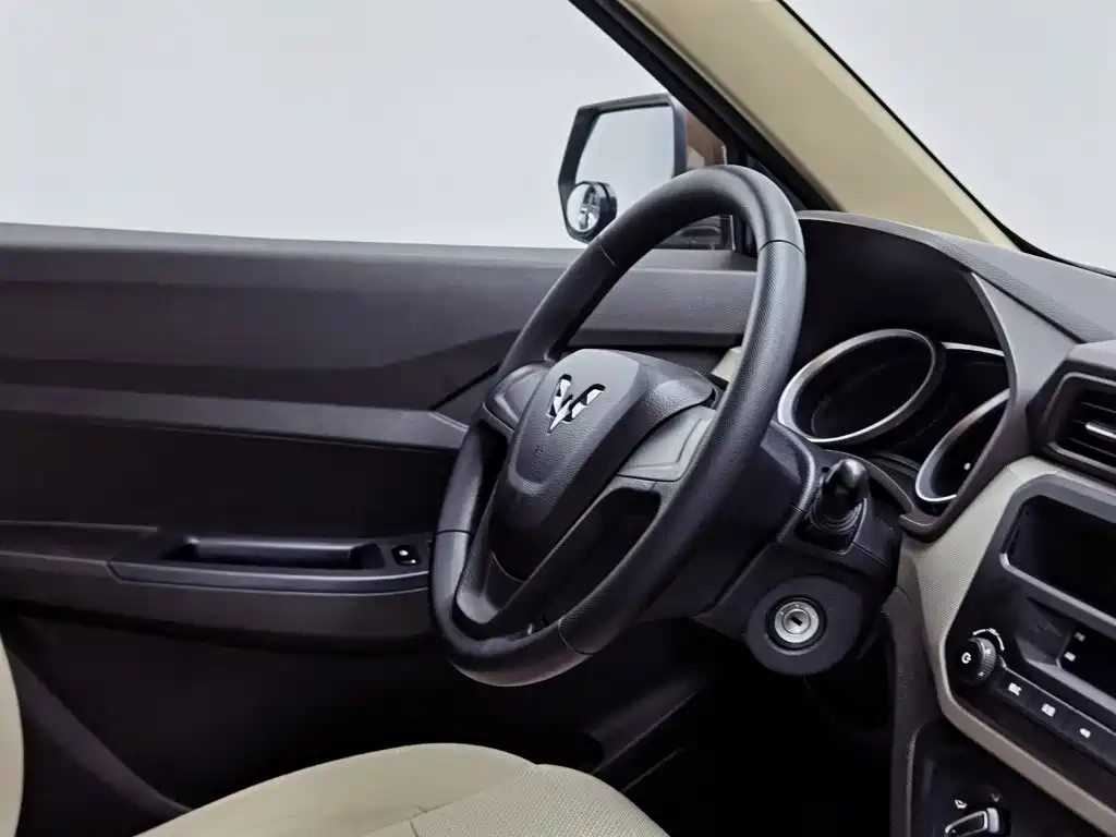 Wuling Hongguang — миниатюра 22
