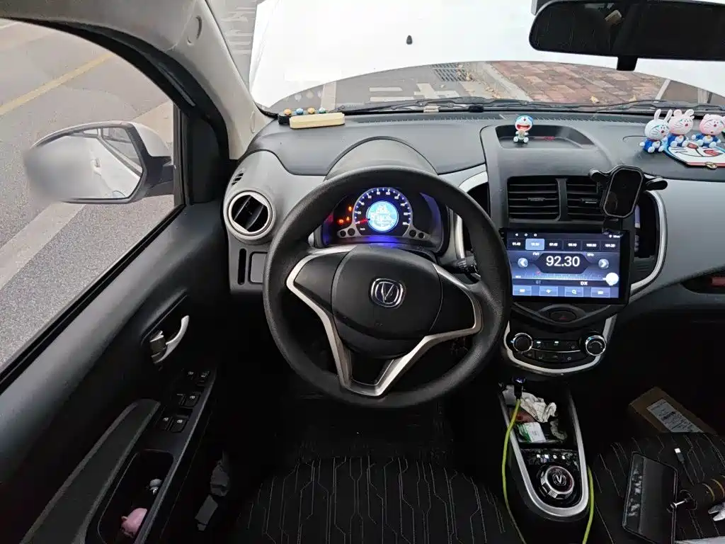 Changan Benben E-Star — миниатюра 6